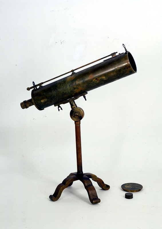 反射望遠鏡（長浜市長浜城歴史博物館蔵）